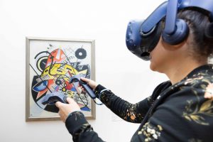 SEE, HEAR, PLAY KANDINSKY. MIT DER VIRTUELLEN REALITÄT IN DAS GEMÄLDE WEISSER PUNKT